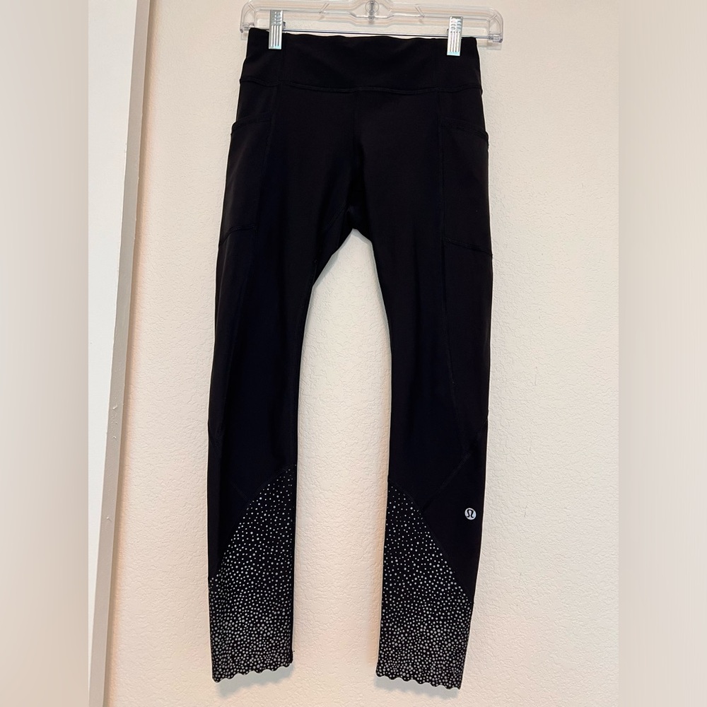Black lululemon leggings